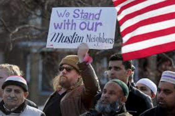 دفاع مردم  از مسلمانان آمریکا