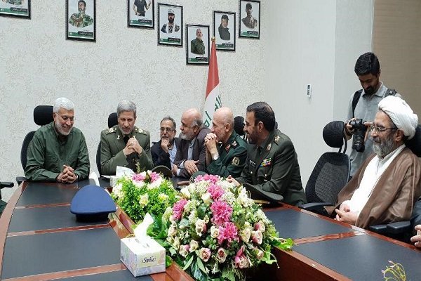 دیدار امیر حاتمی وزیر دفاع جمهوری اسلامی با ابومهدی المهندس از فرماندهان حشدالشعبی عراق