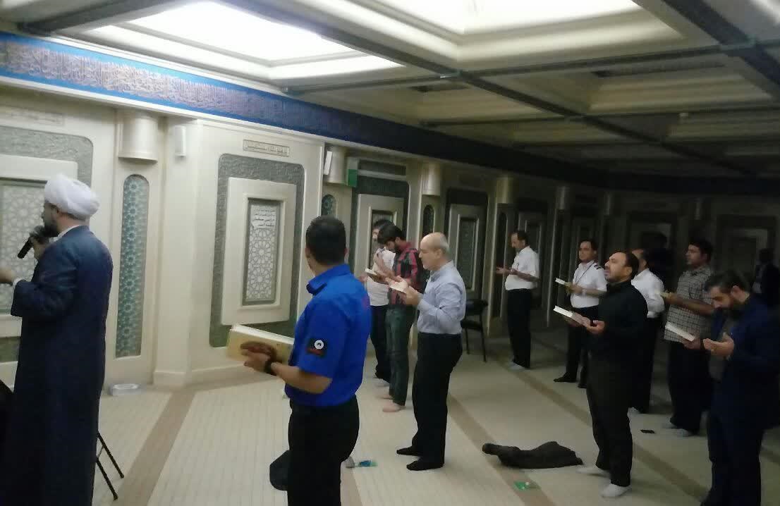 گروه تبلیغی شهید زکی صالحی در فرودگاه 