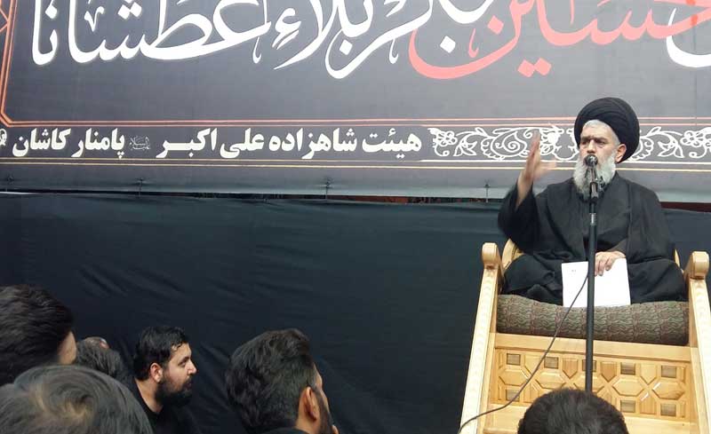 حجت السلام والمسلمين سيد حسين مومني 