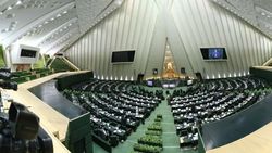 تشکیل کمیسیون ویژه زنان و جوانان از دستور مجلس خارج شد