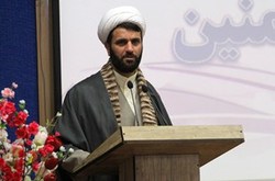 هدف اصلی استکبار، ملت ایران است