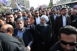 بعثت انقلاب | حضور رییس جمهور در راهپیمایی 22 بهمن