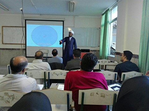 تبلیغ معارف دینی در کمپ های ترک اعتیاد و زندان