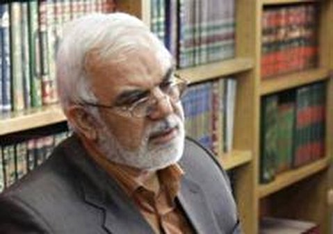 پیکر دکتر محمد جواد صاحبی تشییع شد