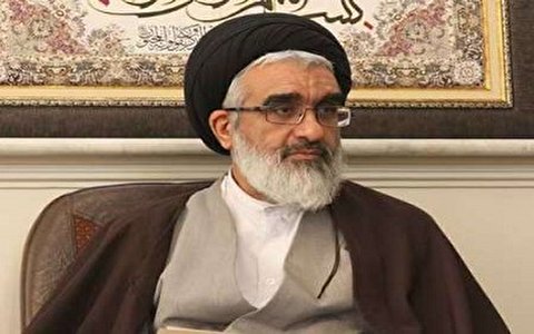 خون شهدا برکتی برای شجره طیبه انقلاب است