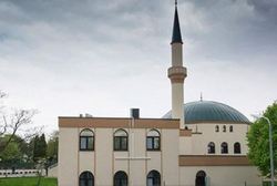 دادگاه اتریش حکم بسته شدن شش مسجد در این کشور را لغو کرد