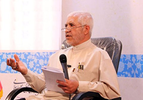 امید به غرب باید از بین برود