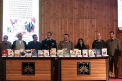 100 کتاب تاریخ شفاهی دفاع مقدس رونمایی شد