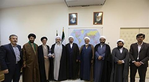دیدار رییس ستاد مرکزی اعتکاف با رییس جامعه المصطفی