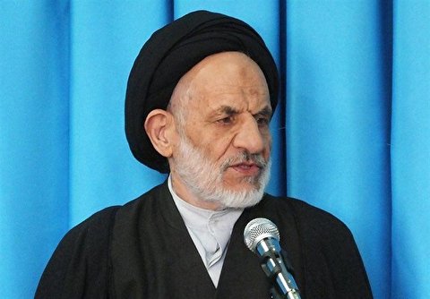 اختلاسگران مایه ننگ جامعه اسلامی هستند