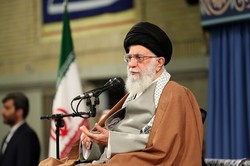 کاراصلی مسؤولان بازسازی ویرانی‌ سیل باشد|حرکت توحیدی ایران علت دشمنی ها است
