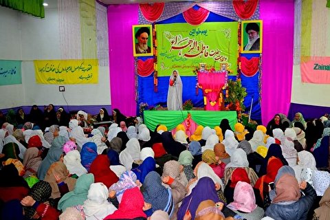 برپایی جشن «فاطمه فاطمه» در مسجد دهلی