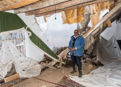 کمبود شدید چادر و اقلام اساسی در مناطق زلزله‌زده «قطور»