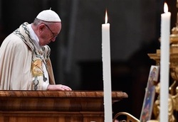 متهم شدن پاپ فرانسیس به بدعت‌گذاری در دین
