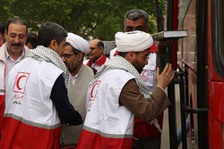 گروه جهادی کارکنان مرکز خدمات به مناطق سیل‌زده اعزام شد