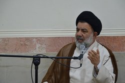 پاسداری از انقلاب اسلامی در برابر توطئه های دشمنان وظیفه سپاه است