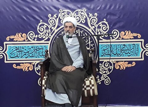 اعتقادات انسان سالم باشد اعمال و رفتار او نیز سالم خواهد شد