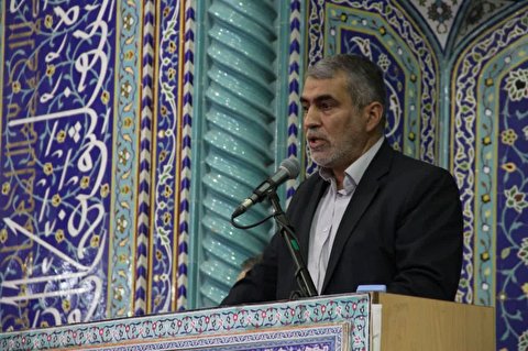 لزوم اهتمام نهادها برای تولید محتواهای مناسب جهت استفاده در فضای مجازی