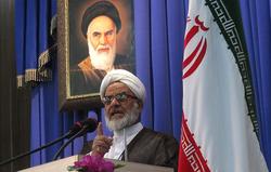 تصمیمات ببرکاغذی آمریکا نمی‌تواند صادرات نفت ایران را متوقف کند