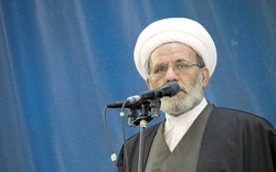 استکبار جهانی لحظه ای از نیرنگ علیه ایران دست بر نمی دارد
