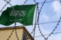 آل سعود بستگان فعالان بازداشت شده را از هستی ساقط کرده است