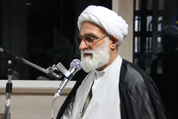 جهاد کبیر برای ساختن ایران اسلامی بزرگ توصیه رهبری در بیانیه گام دوم است
