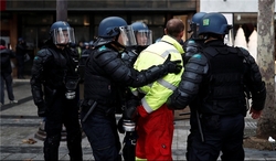 تظاهرات جلیقه زردها و ادامه ناآرامی در فرانسه