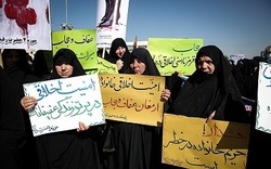 راهپیمایی بزرگ عفاف و حجاب «مدافعان حریم خانواده» در کاشان برگزار شد + فیلم
