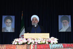 فشارها تأثیری بر اراده ملت ایران ندارد | در کنار هم از مشکلات عبور می کنیم