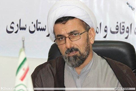 حوزه و روحانیت باید محور اصلی برنامههای فرهنگی و دینی باشند