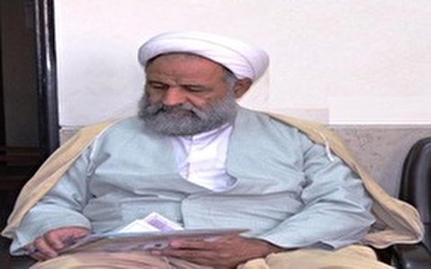 محبت اهل بیت باید با عمل به آموزه های ایشان به نمایش گذاشته شود