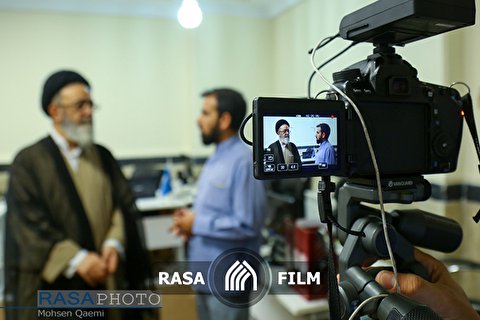 فیلم | بازدید امام جمعه تبریز از خبرگزاری رسا