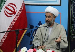 استکبار جهانی به صورت مستقیم قدرت ضربه زدن به ایران اسلامی را ندارد