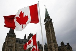اخراج دو معلم محجبه در کانادا