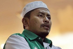 درخواست نماینده پارلمان مالزی برای تغییر اصل قانون اساسی درباره اسلام