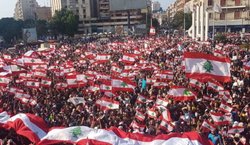 ادامه تظاهرات مردم لبنان در اعتراض به وضع اقتصادی