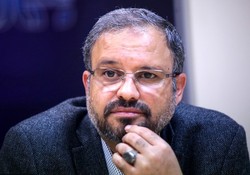روحانی چالش اصلاح طلبان شده است | فراکسیون امید نبود دولت ساقط می شد