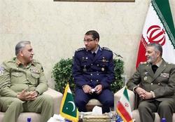 فرمانده ارتش پاکستان با سرلشکر موسوی دیدار کرد