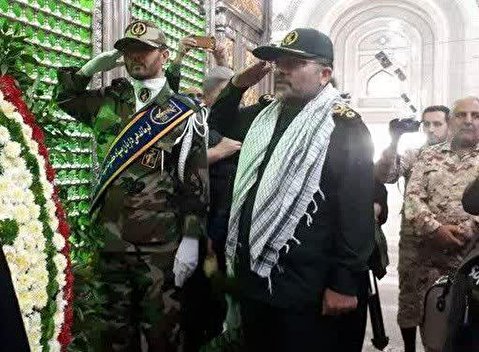 ۱۵۰۰ بسیجی تهرانی با آرمانهای امام راحل تجدید میثاق کردند