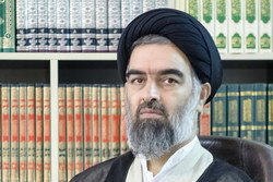 واعظ موسوی: به‌ جای مطالبه از دولت متبوع خود، نظام را متهم جلوه می‎دهند