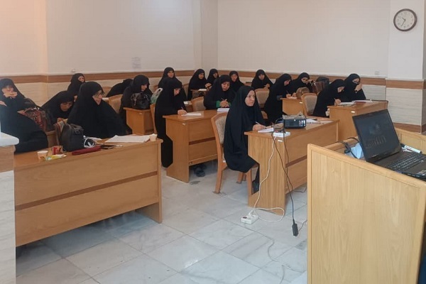برگزاری دوره دانش افزایی الزامات تبلیغی در شهرستان کازرون + عکس