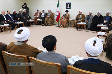 دیدار مسئولان دفتر تبلیغات اسلامی حوزه علمیه قم با مقام معظم رهبری