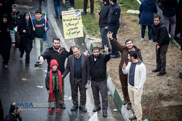 بعثت انقلاب | راهپیمایی با شکوه 22 بهمن در تهران
