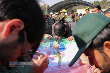 ورود پیکر ۲۷ تن از شهدای حادثه تروریستی خاش به اصفهان