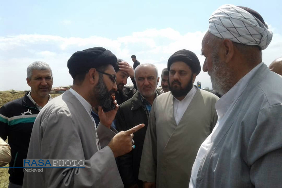 بازدید تعدادی از علما و طلاب پاکستان بهمراه علمای اهلسنت ترکمن از مناطق سیل زده گلستان