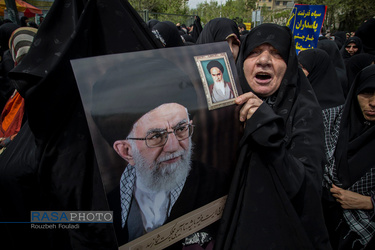 راهپیمایی نمازگزاران تهران در حمایت از سپاه
