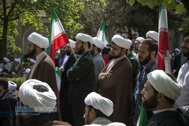 تجمع طلاب حوزه علمیه مروی تهران در حمایت از سپاه