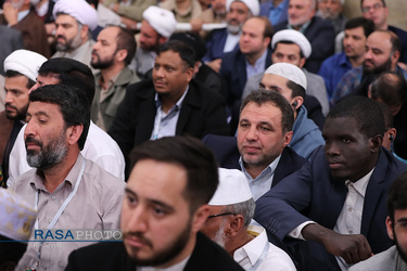 دیدار شرکت‌کنندگان در مسابقات بین‌المللی قرآن با رهبر انقلاب