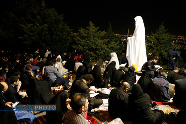 احیاء شب بیست و یکم ماه مبارک رمضان در کهف الشهداء تهران